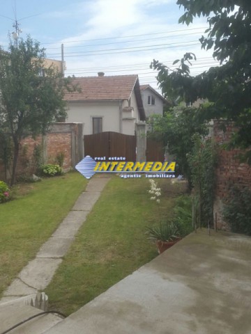 casa-de-vanzare-dp-in-alba-iulia-zona-centru-cu-316-mp-teren-6